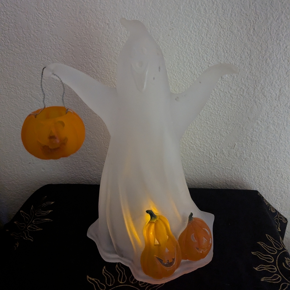 Frosted Ghost with Pumpkin Lantern